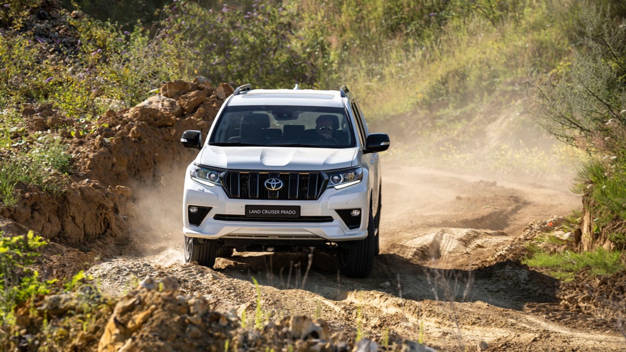LAND CRUISER